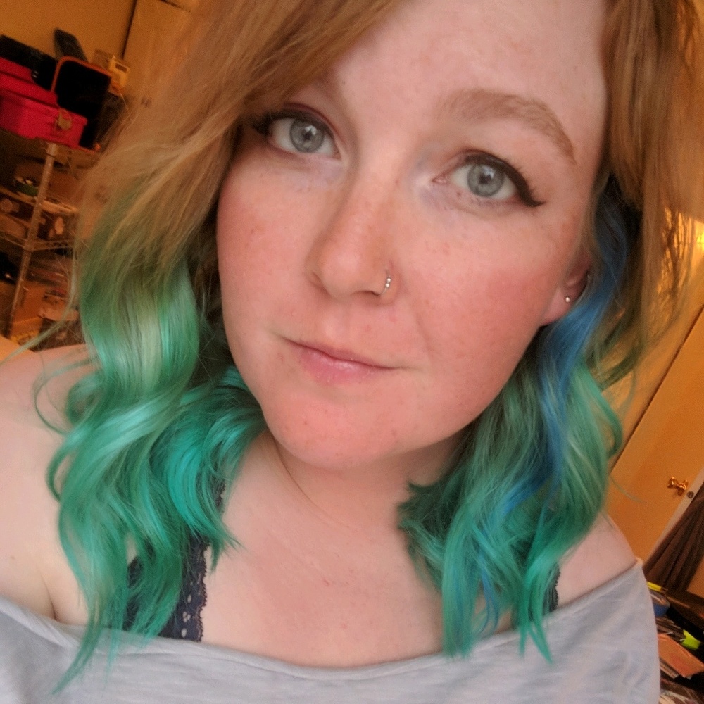 Meet your Posher, Kaitlynn